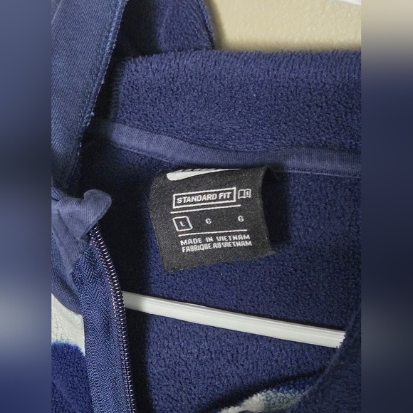 Boy's Nike Full Zip Hooded Fleece Blue Camo Jacket, Size Large - Picture 4 of 4